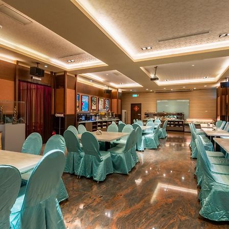 Fu Hsiang Hotel Yilan Екстер'єр фото