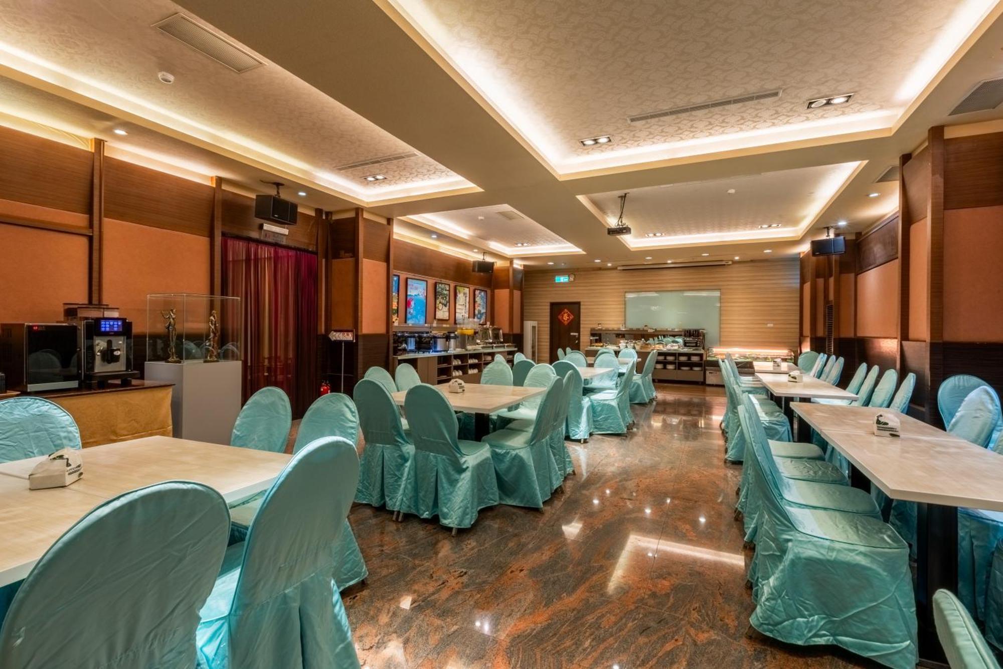 Fu Hsiang Hotel Yilan Екстер'єр фото