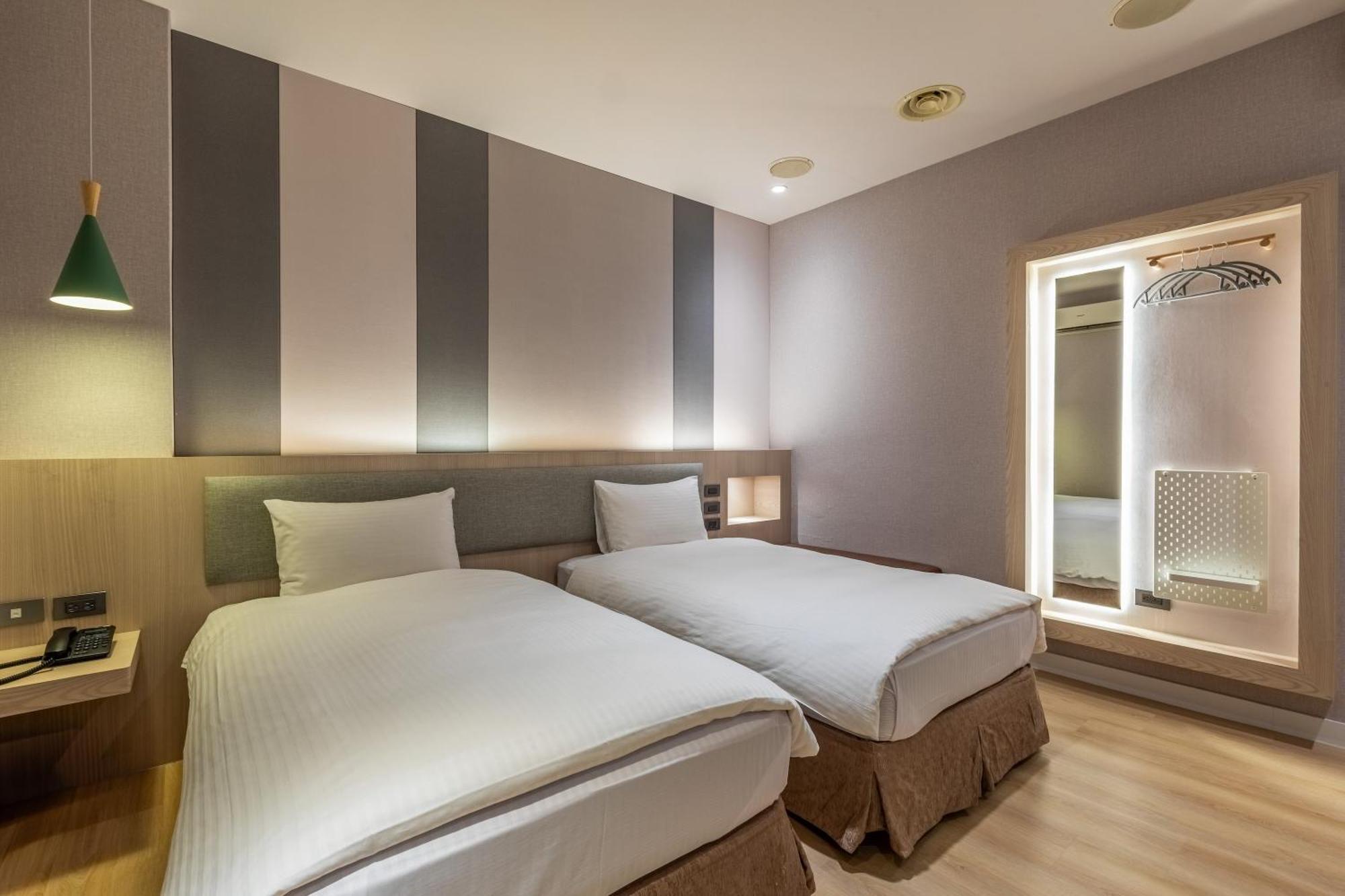 Fu Hsiang Hotel Yilan Екстер'єр фото